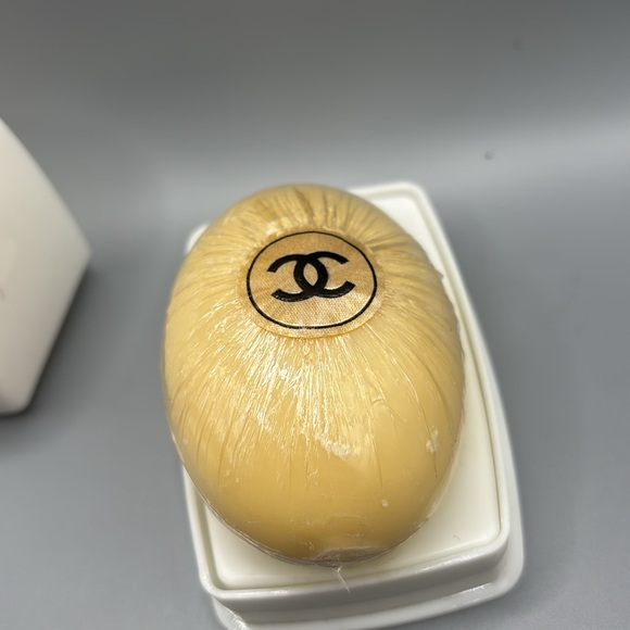 CHANEL SOAP - Picture 3 of 7